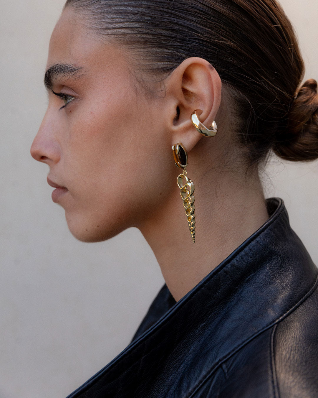 SCREW IT SHELL EARRINGS