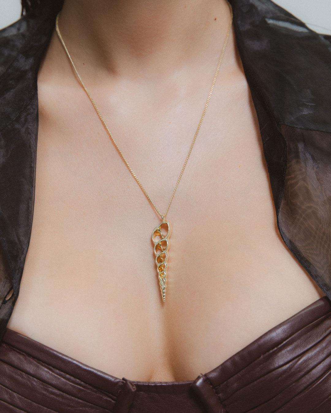 SCREW IT SHELL NECKLACE