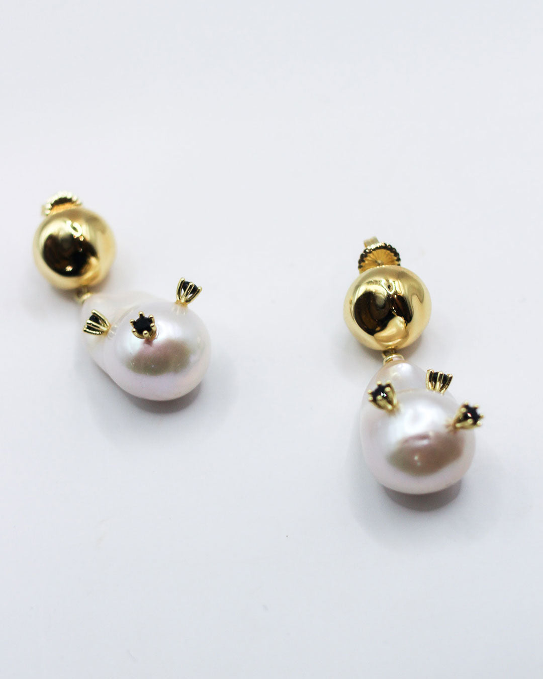 Prickly Pearl Studded Earrings