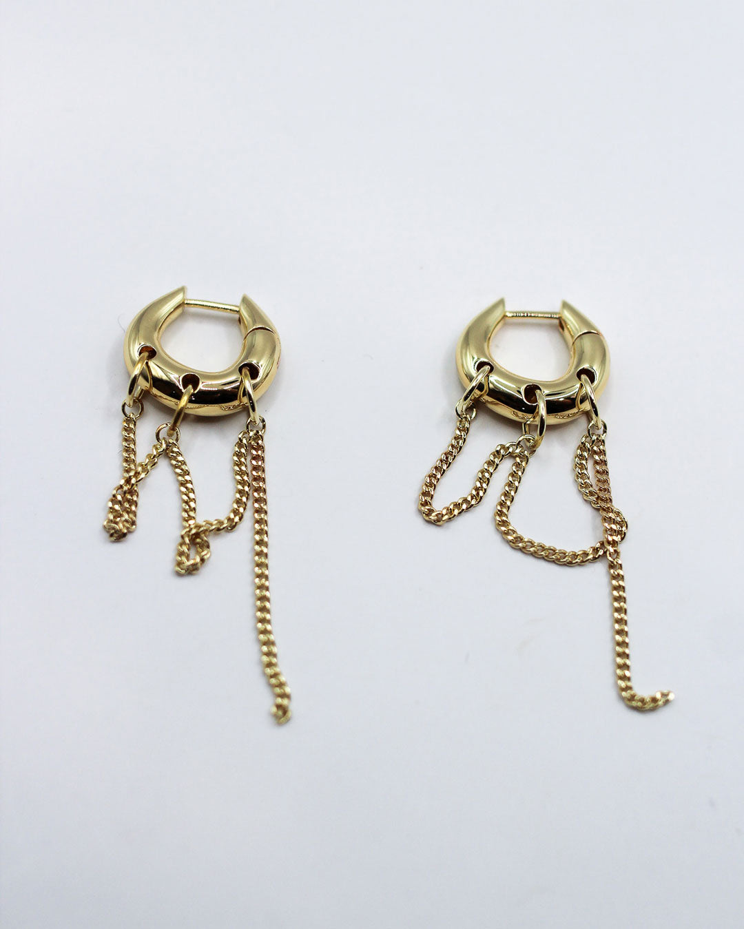 Dripping Chain Huggie Earrings