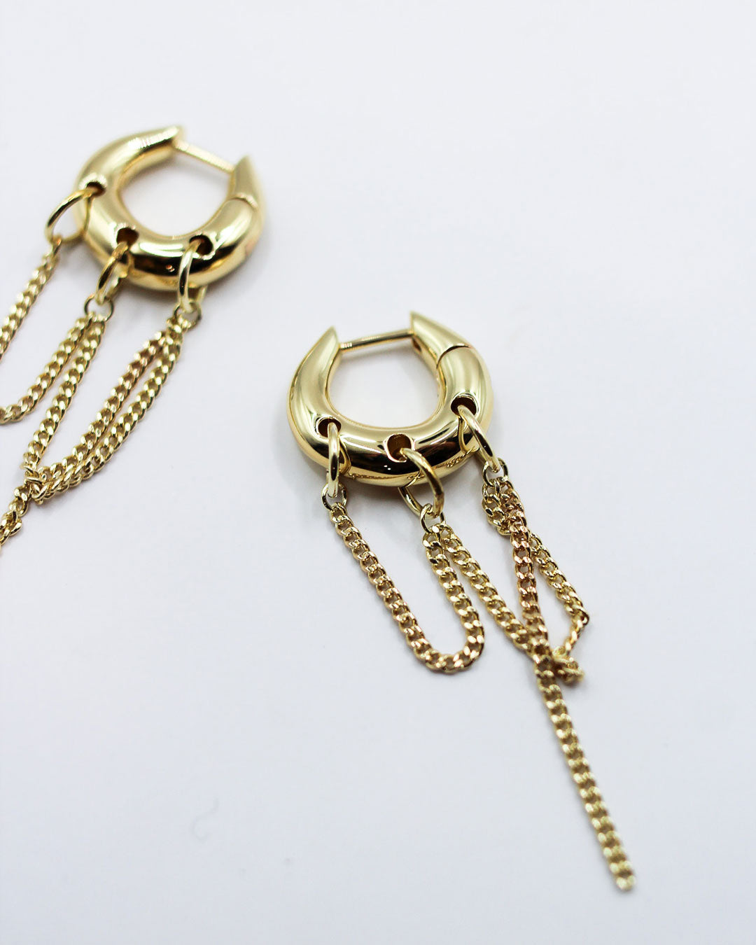 Dripping Chain Huggie Earrings