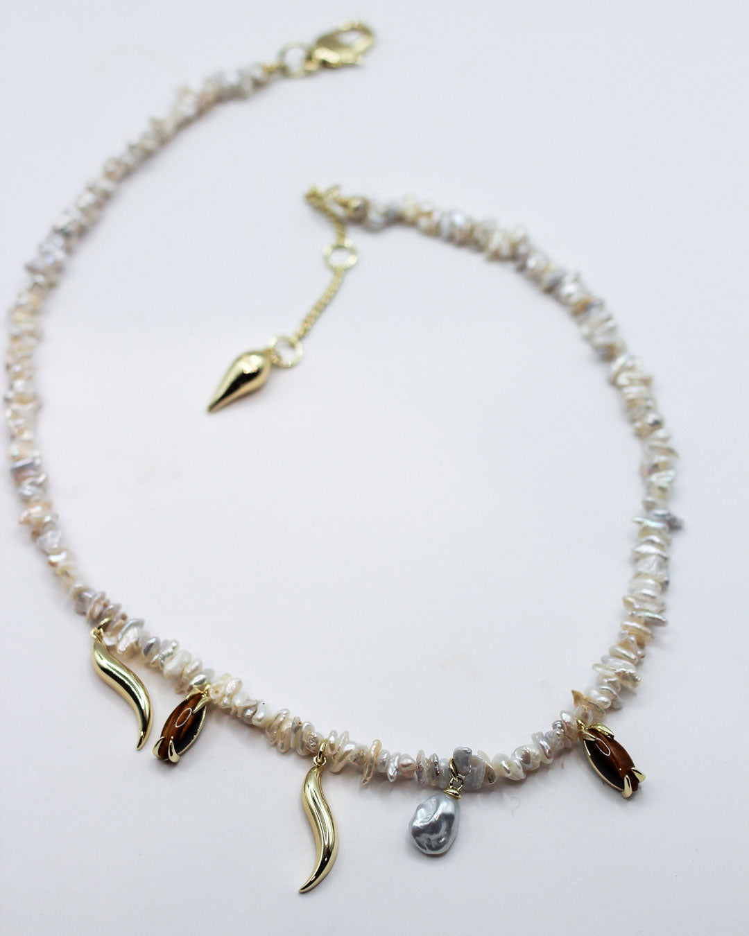 Collier de perles baroques à chaîne en forme de boîte