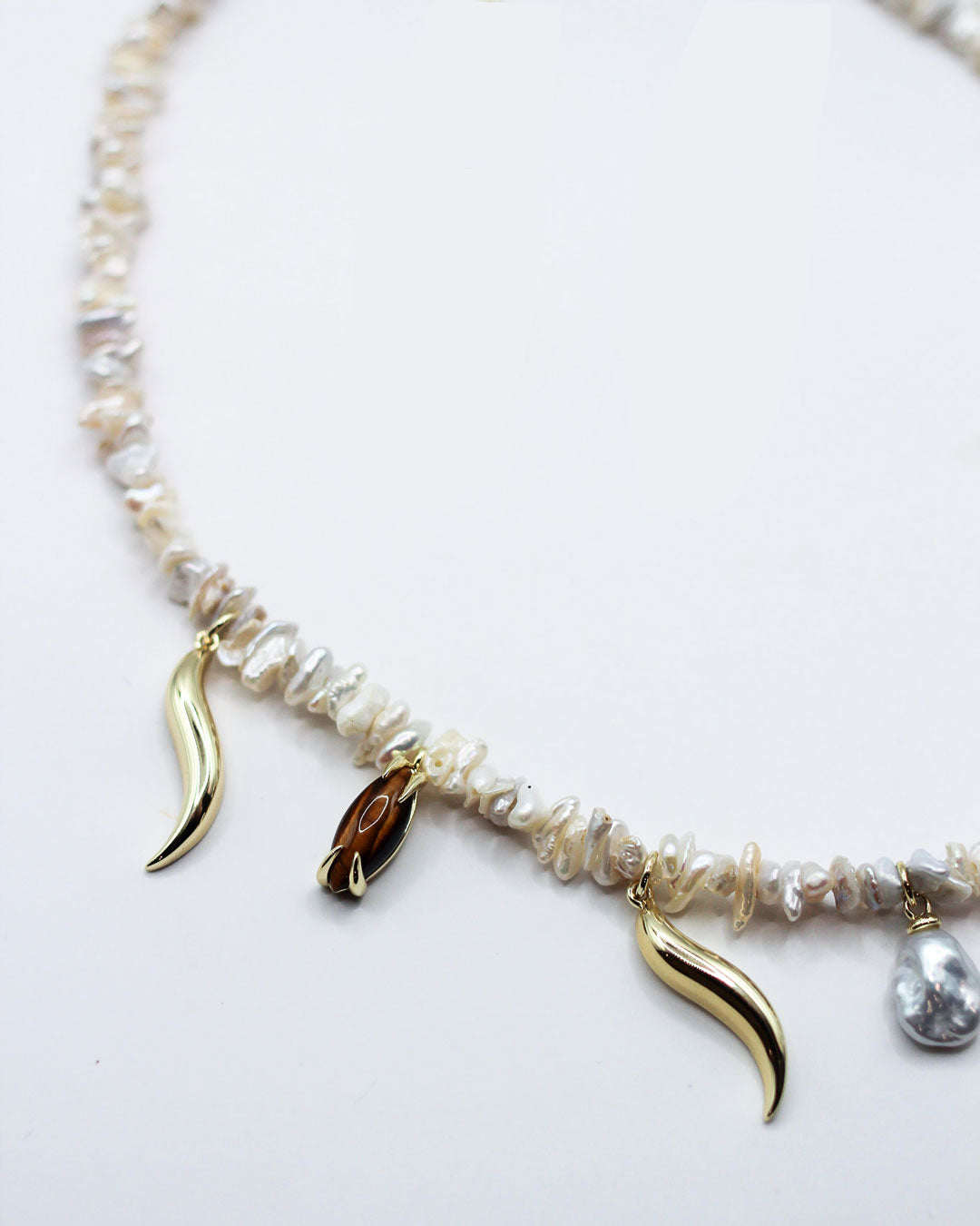 Collier de perles baroques à chaîne en forme de boîte