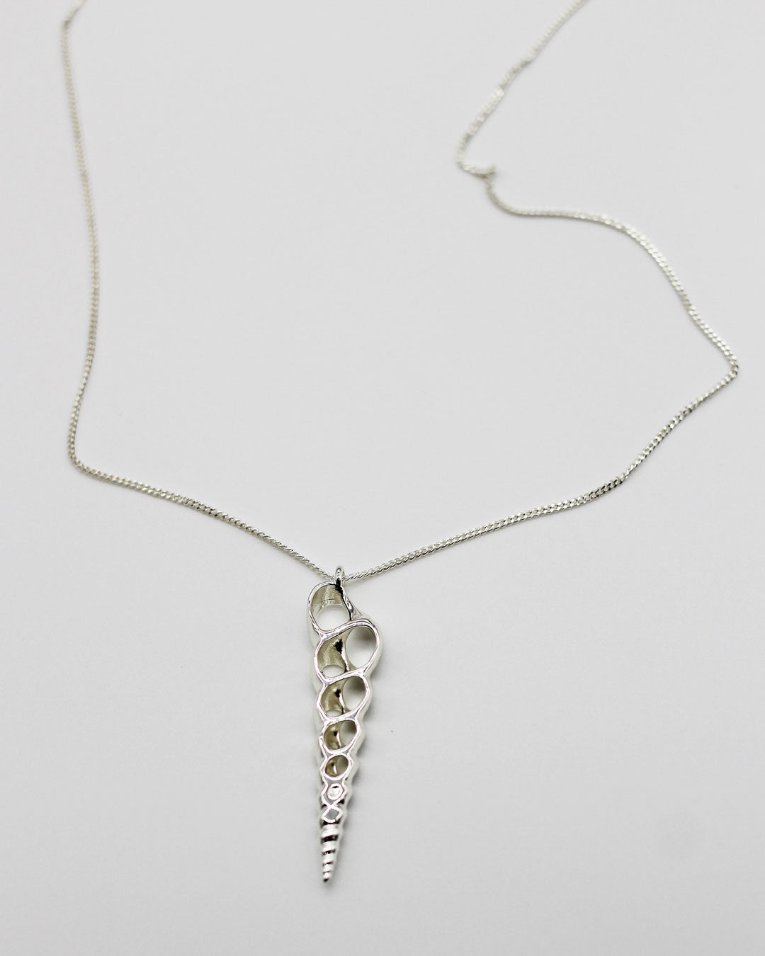 SCREW IT SHELL NECKLACE