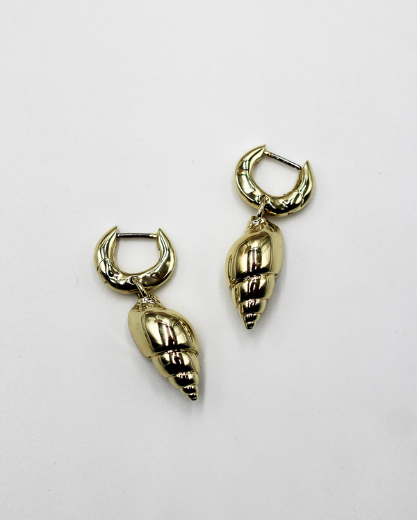 Conch Shell Earrings | Gold